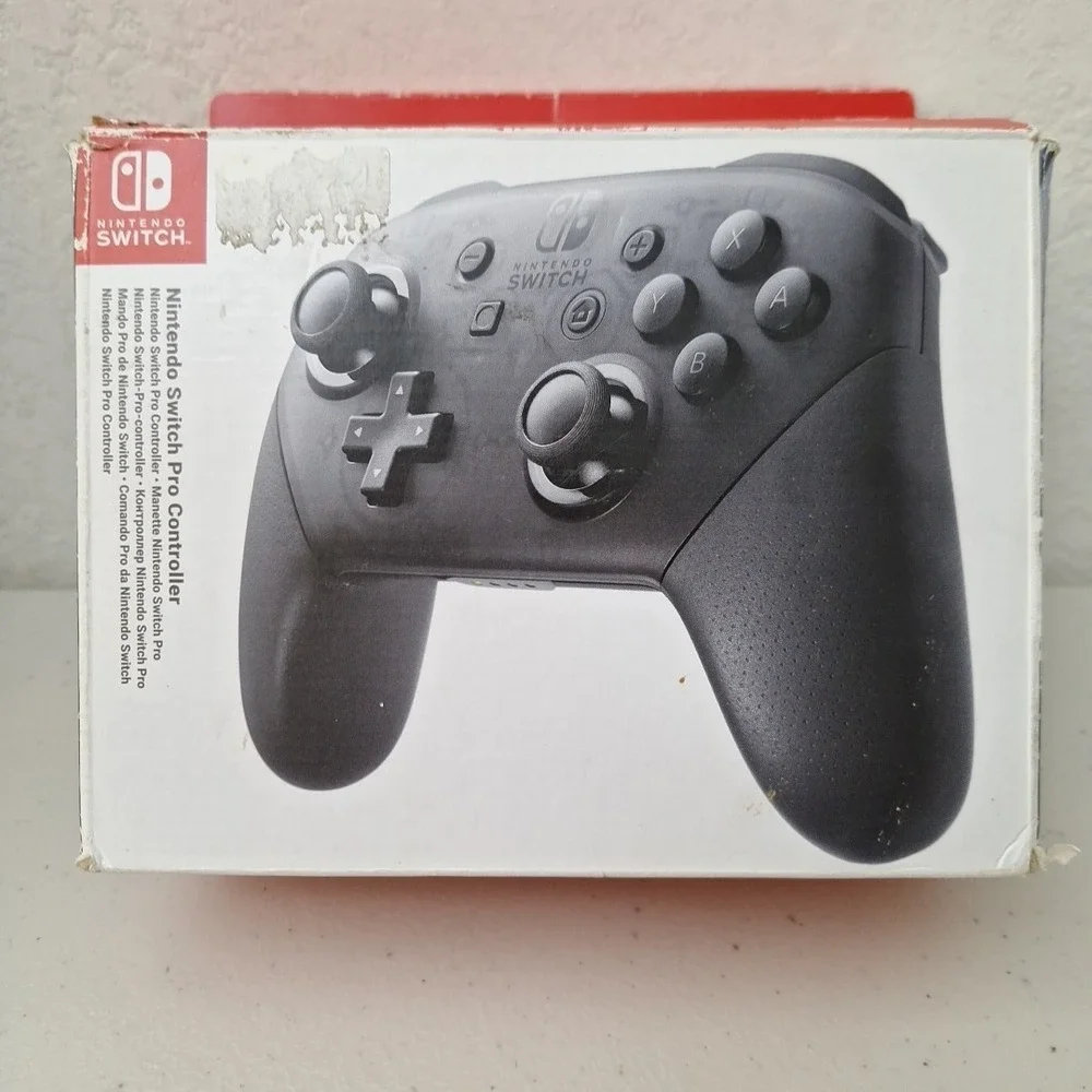 Nintendo Switch Pro Controller Genuine OEM & Comfort Grip w/ Game Storage NEW